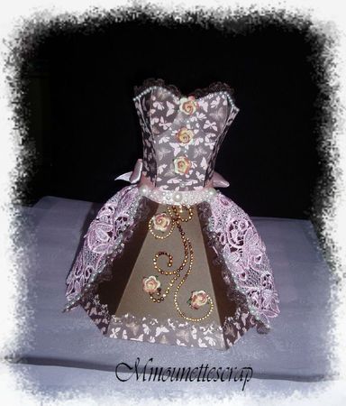 ROBE