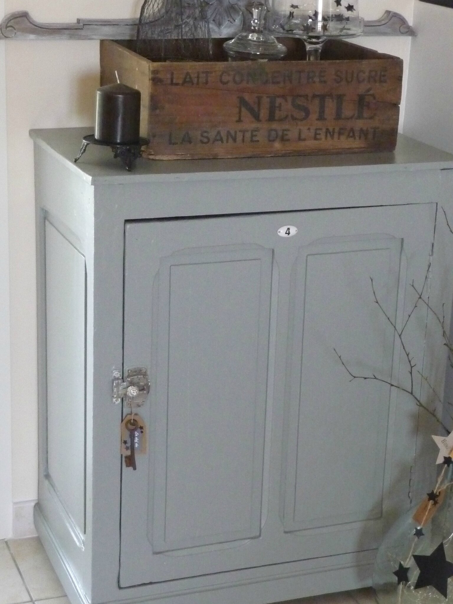 Un nouveau meuble ... mon atelier de gris et de broc