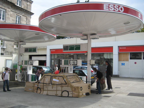 voiture carton limoges