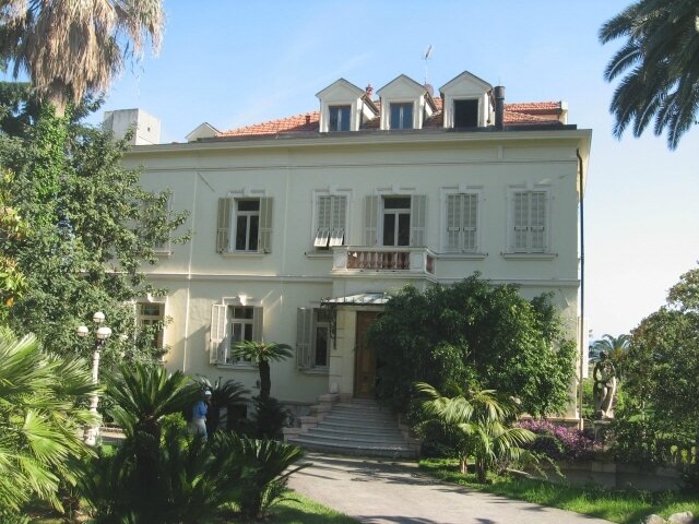 VILLA_SANREMO