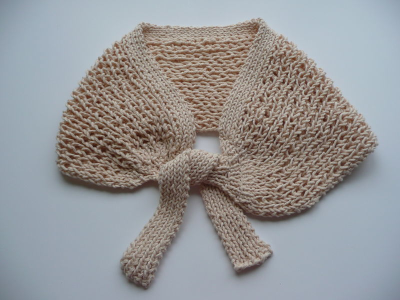 MODELE DE PELERINE A TRICOTER, Galerie Creation
