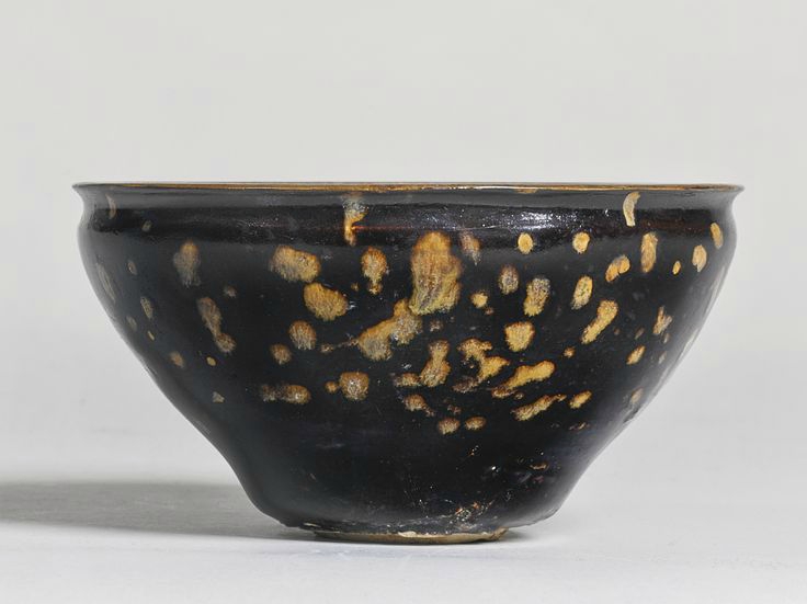 A 'Jizhou' 'Plum Blossom' bowl, Southern Song dynasty 2