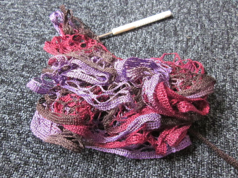comment tricoter echarpe volantee