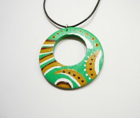 pendentif-pendentif-en-bois-peint-a-la-main-1611798-p1010697-b7178_big