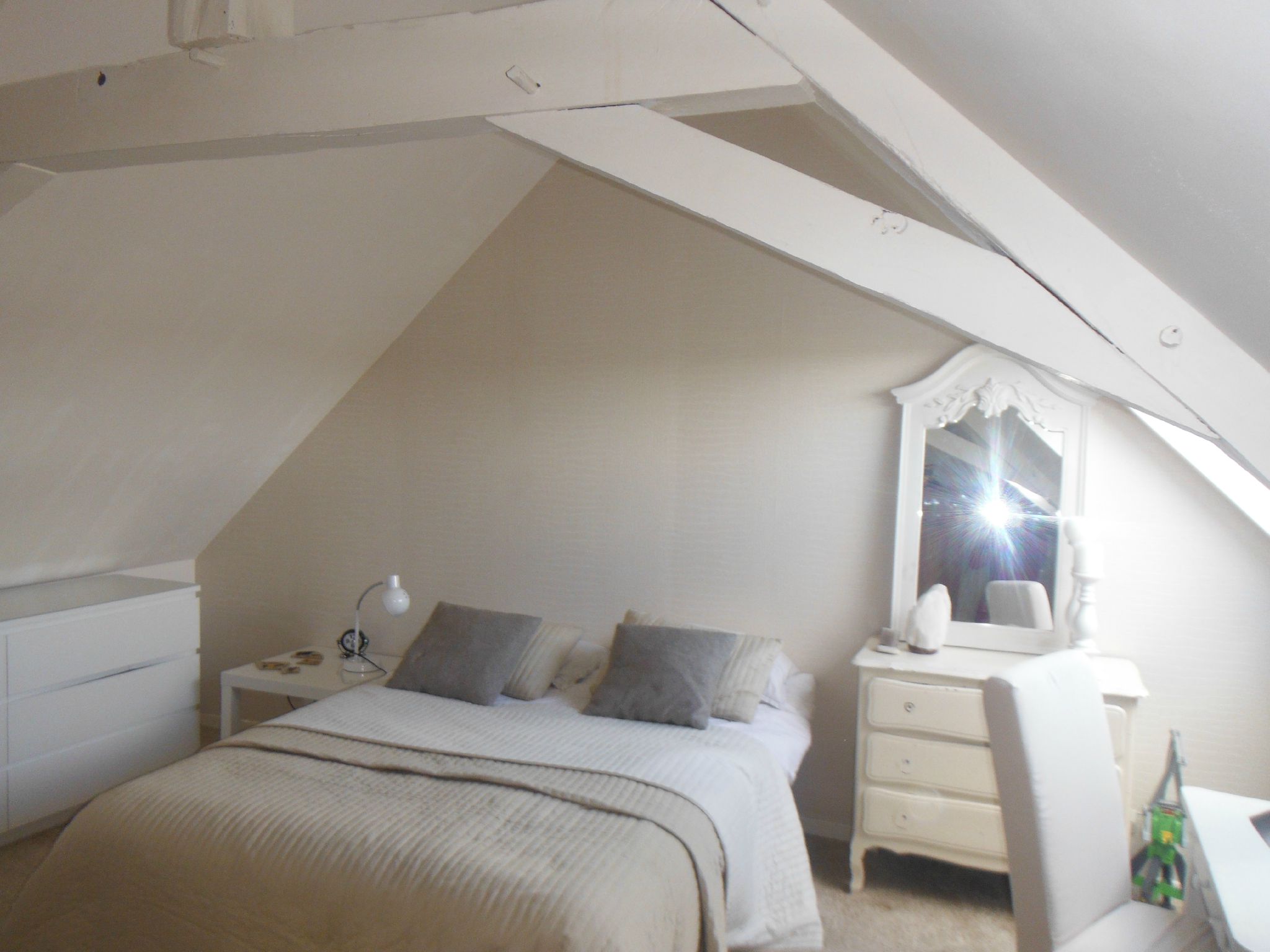 Chambre mur bleu nuit: comment faire chambre bicolore couleurs ...