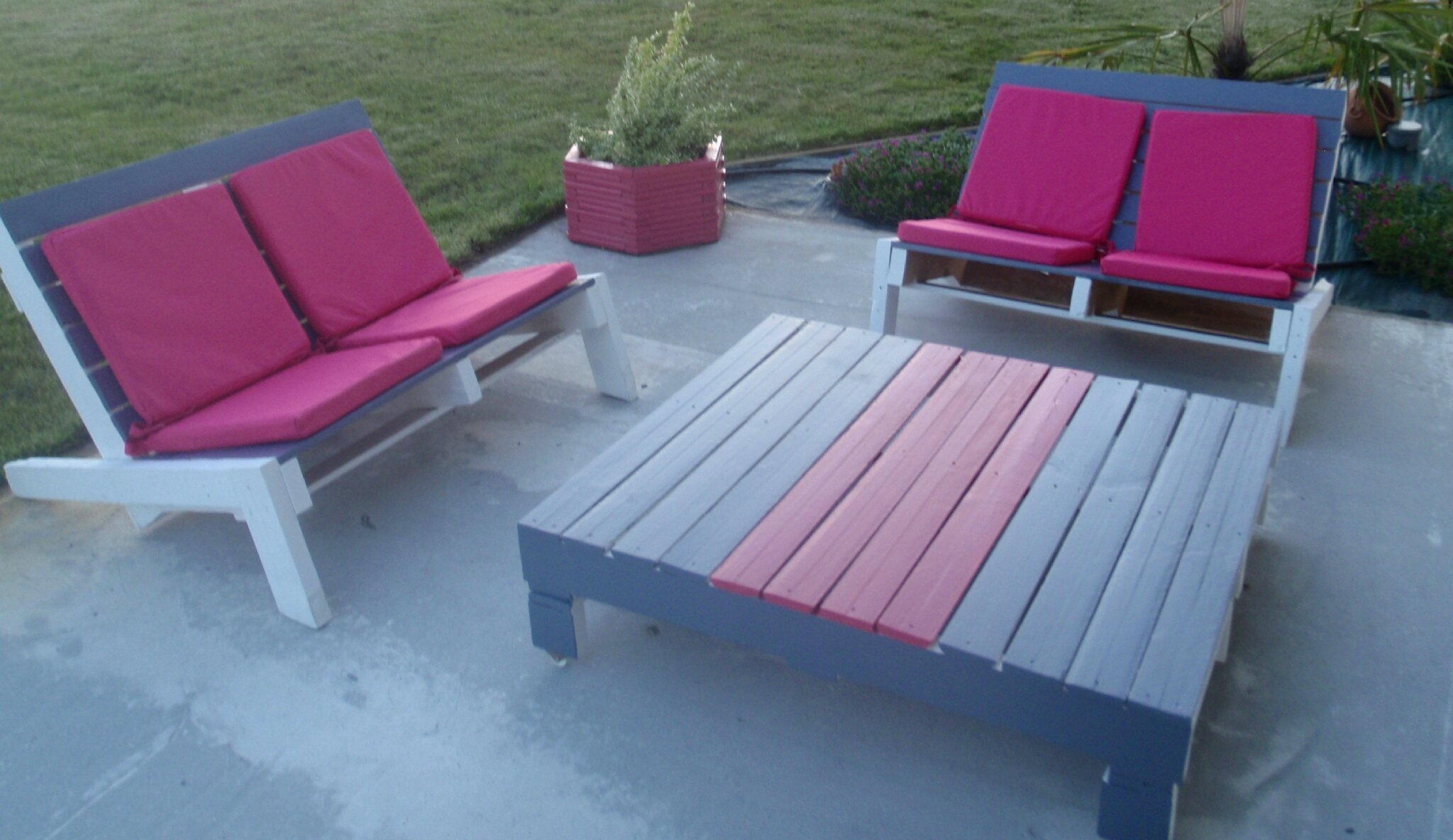 Realiser un salon de jardin en palette chez lilypouce