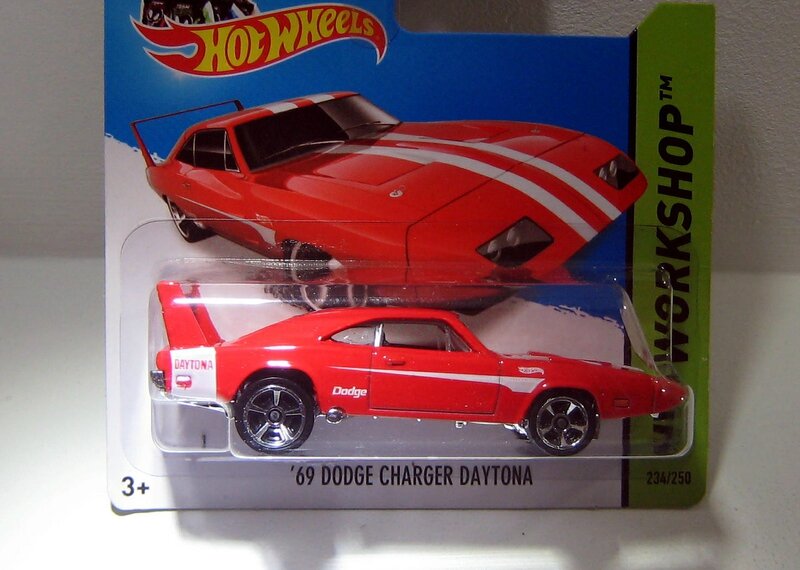 Dodge '69 Dodge charger daytona (2014)(Hotwheels)