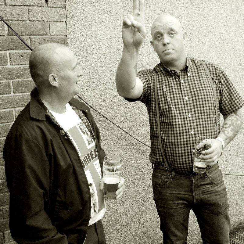 site de rencontre skinhead