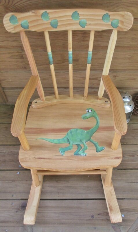 Dinosaure & ses empreintes(rocking chair enfant) - CélinArtisa