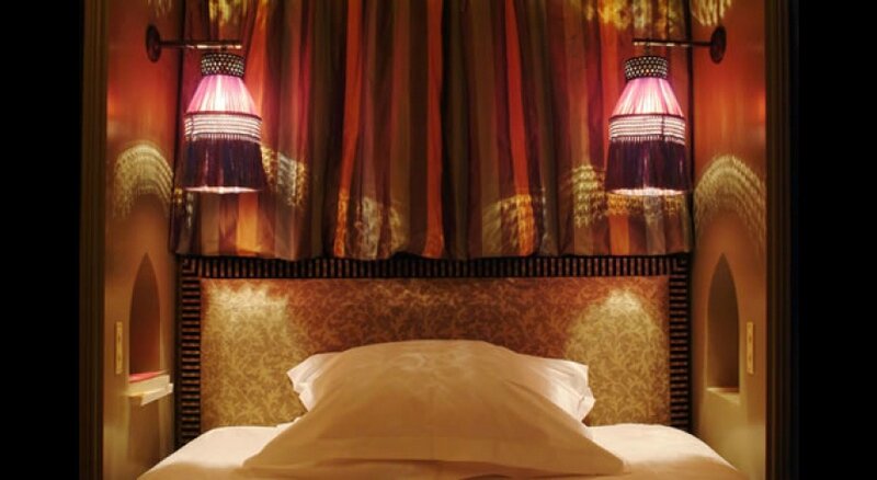 hotel-hotel-bourg-tibourg-paris-1448_gif
