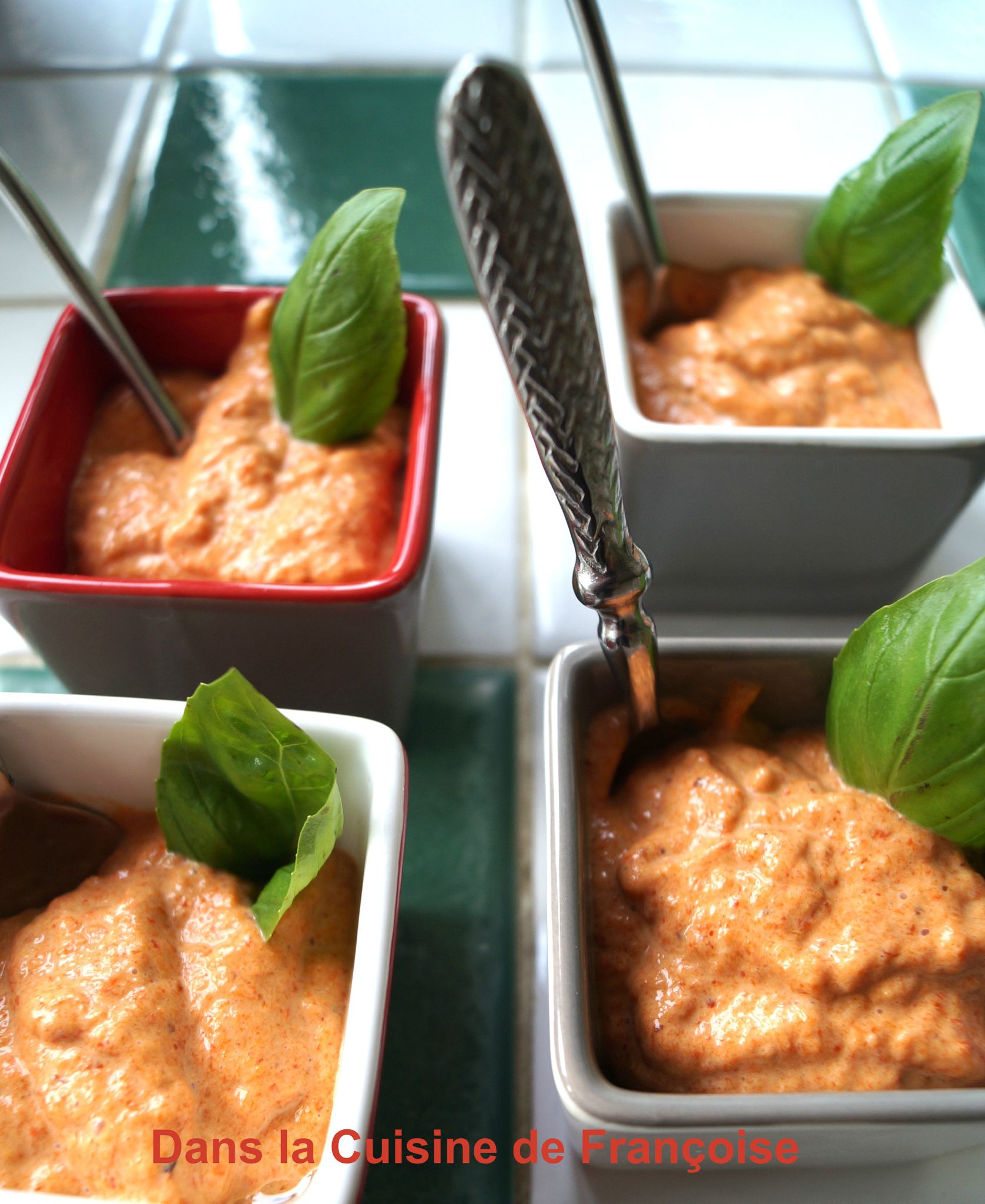 Mousse De Poivrons Rouges Sur Lit De Fromage De Brebis Ou Comment J Ai