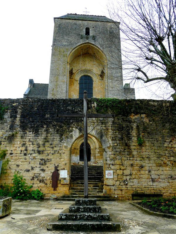 18-St-Amand-de-Coly (2)