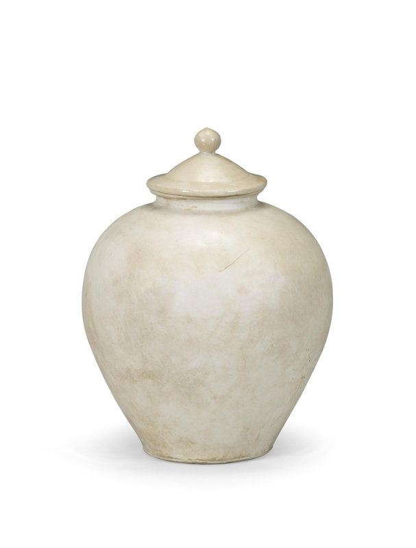 A cream-glazed jar and cover, Tang Dynasty (618-907)