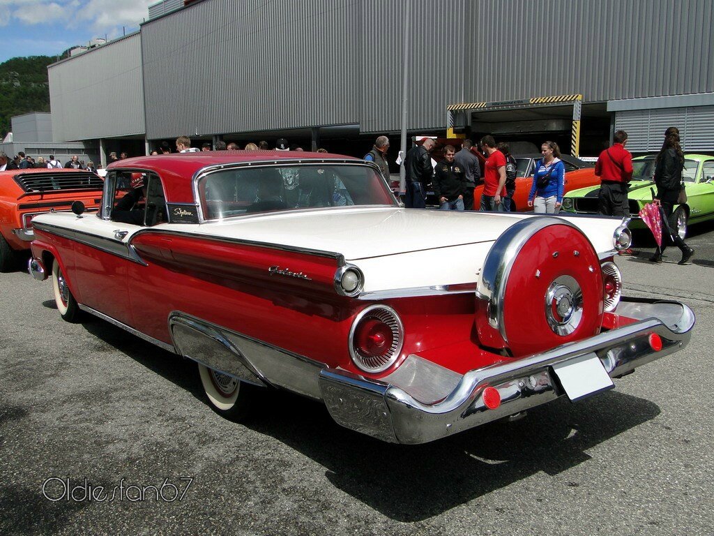 1959 Ford retractable convertible #5