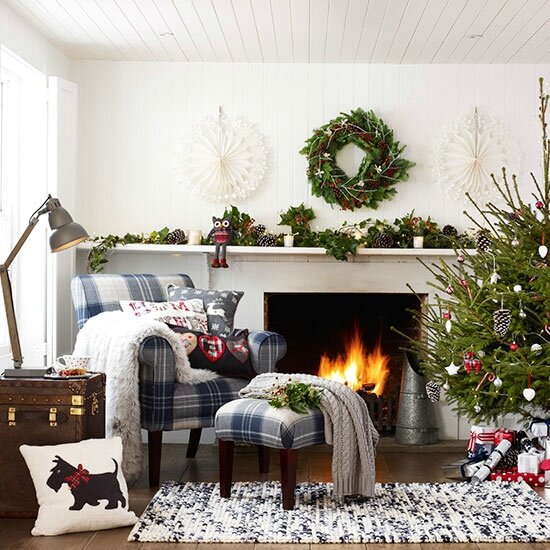 Country-Homes-Country-Room-Christmas-living-room