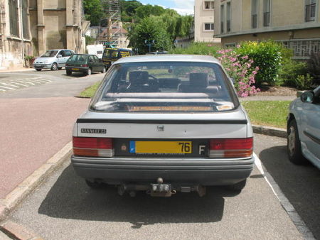 Renault25GTSar2