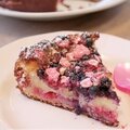 L'irrésistible aux fruits rouges et pralines d'isabelle (inspiré du gâteau lyonnais)