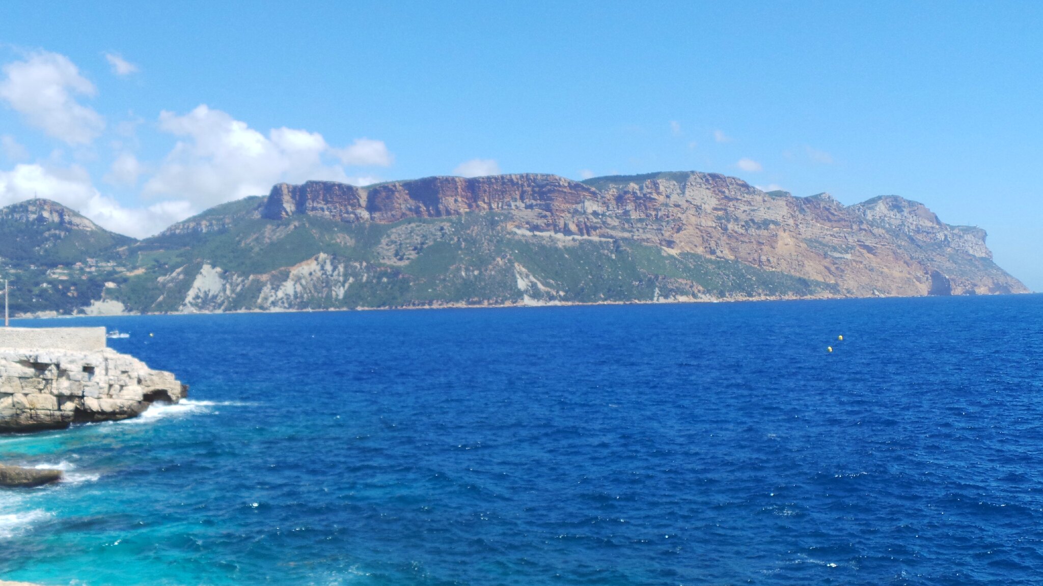 Le Cap Canaille de la presqu'île de Cassis - Photo de Escapade d'une ...