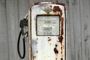 rusty-gas-pump (2)