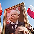 Kaczyński, homme fort de la pologne, quitte le pouvoir