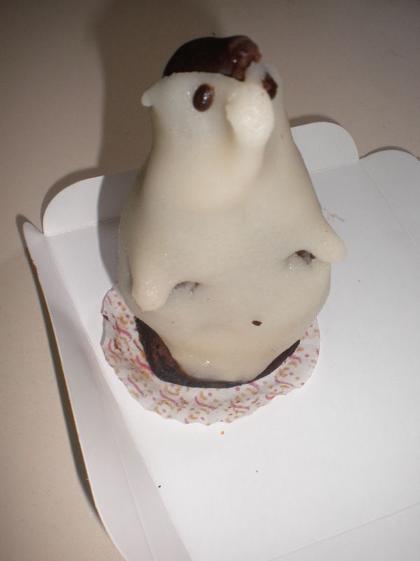 Gateau Pinguin Chocolat Et Pate D Amande La Petite Cuisine De Sabine