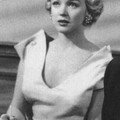 Autour de as young as you feel et marilyn