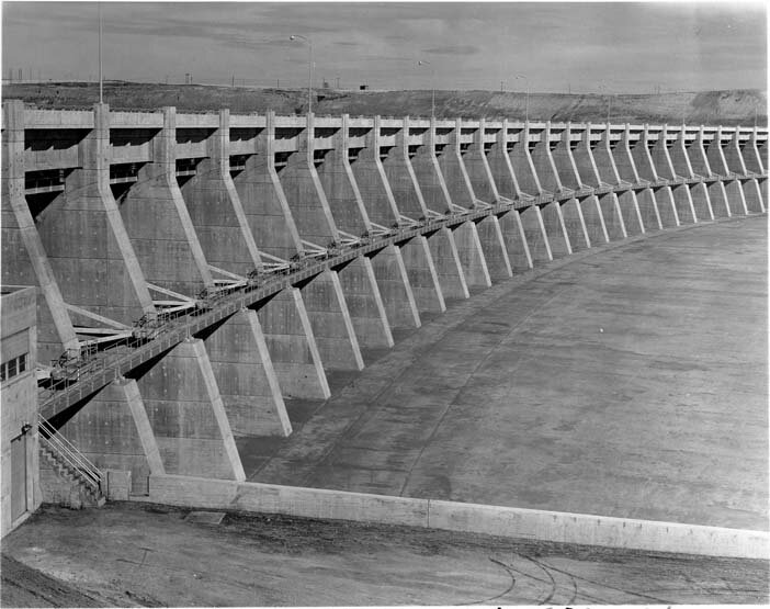 A7112 Garrison Dam Spillway Garrison ND 04-13-56