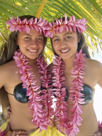 steve_vidler_polynesian_girls_in_tr