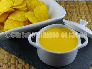 Recette : Sauce au cheddar pour nachos - Émilien - Le fromage pour