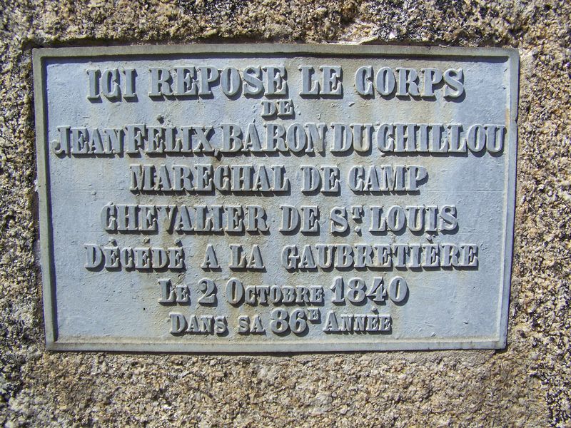 Tombe de Jean-Félix Clabat du Chillou, détail d'une plaque funéraire