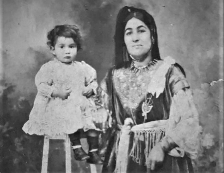 1914 Mamie Baya & sa tante Rozala Zerbib