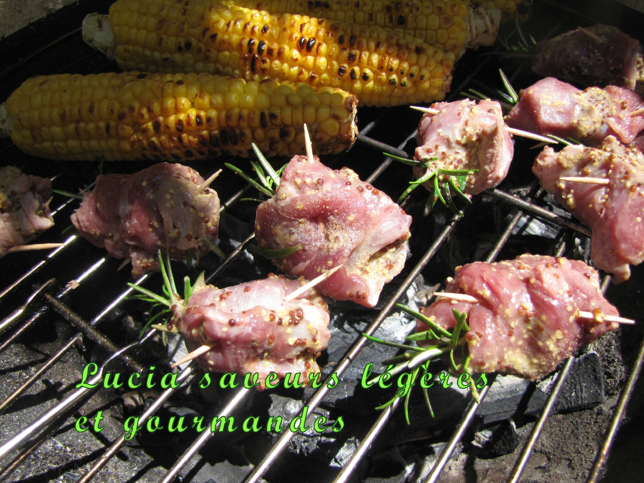 Magrets De Canard Au Barbecue Roules Au Thym Et A La Moutarde