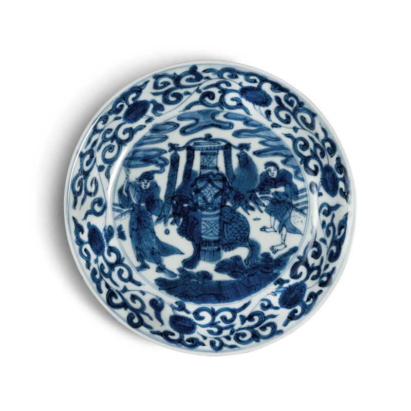 A blue and white 'figural' dish, Ming dynasty, Wanli period