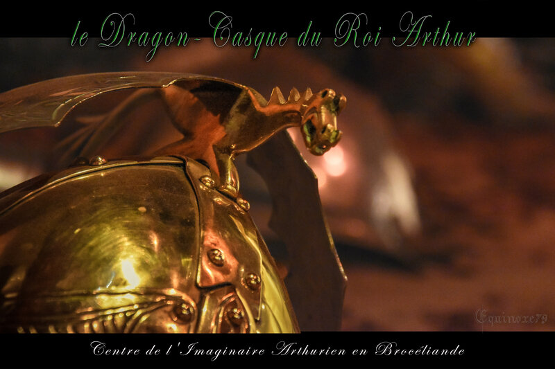 le Dragon-Casque du Roi Arthur Centre de l'imaginaire Arthurien en forêt de Brocéliande