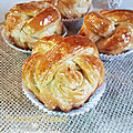 Brioche feuilletée chignon au lait concentré sucré 