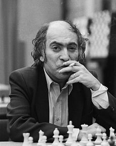 Mikhail_Tal_1982