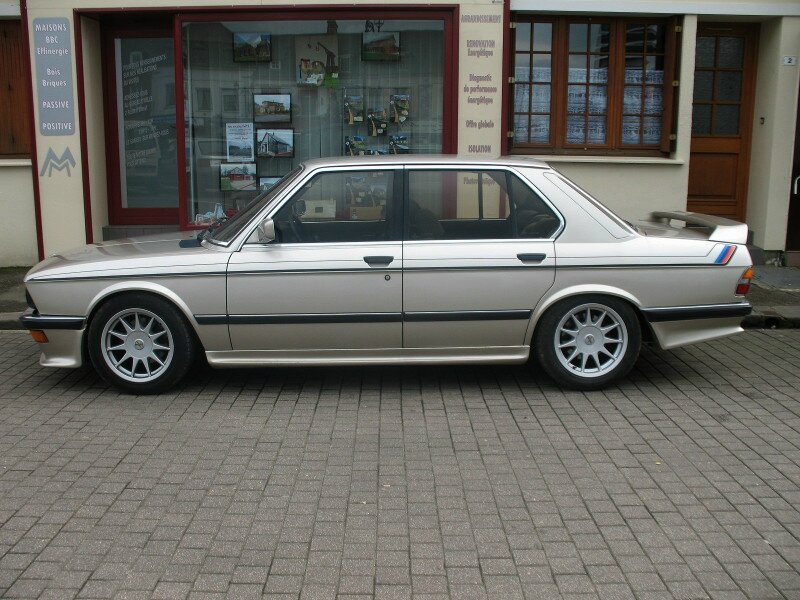 BMW528iE28prof