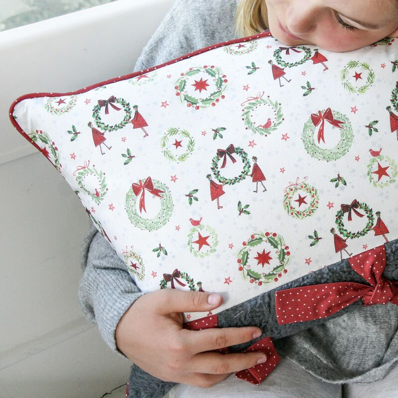 petites couronnes de Noël fond blanc 2