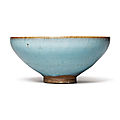 A purple-splashed 'Jun' bowl, Jin-Yuan dynasty (1115-1368)