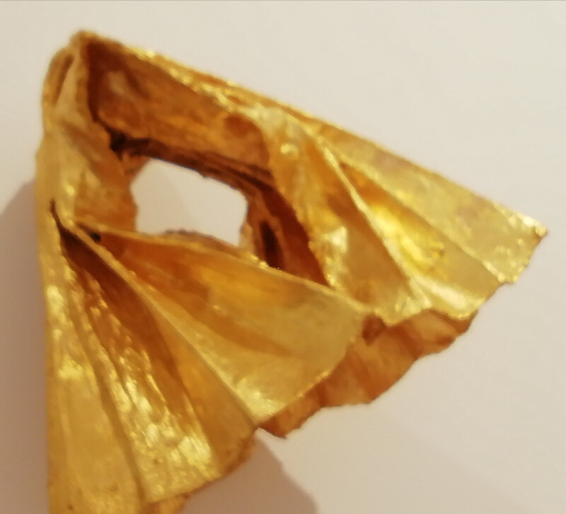 drapé papier feuille d'or