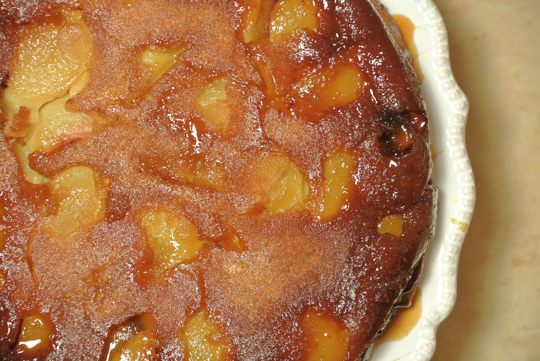 Gateau Aux Peches Caramel Au Beurre Sale Dans La Cuisine De Fabienne Gateau Aux Peches Caramel Au Beurre Sale Dans La Cuisine De Fabienne