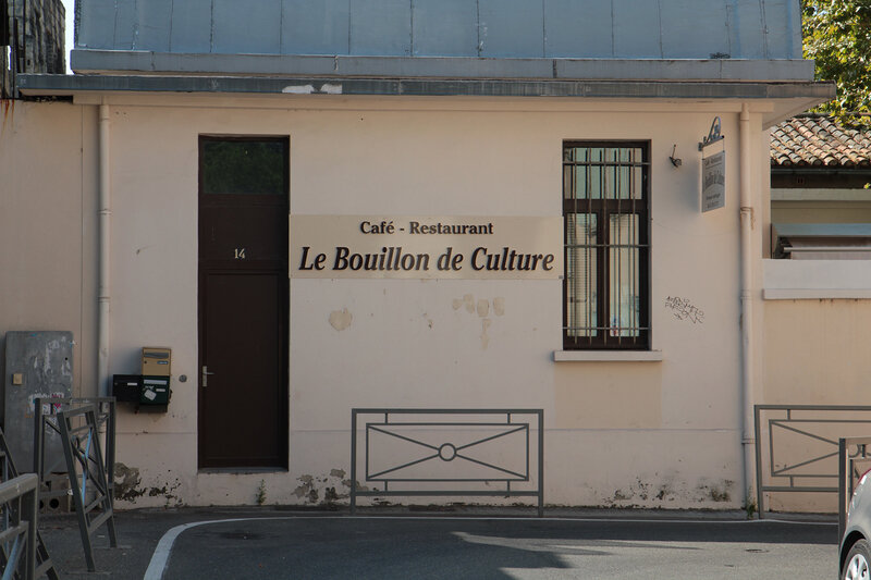Le Bouillon de Culture Avignon Vaucluse café restaurant devanture