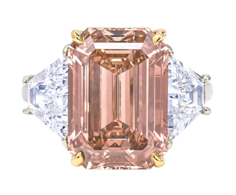 2019_GNV_17436_0122_002(coloured_diamond_and_diamond_ring_bulgari)
