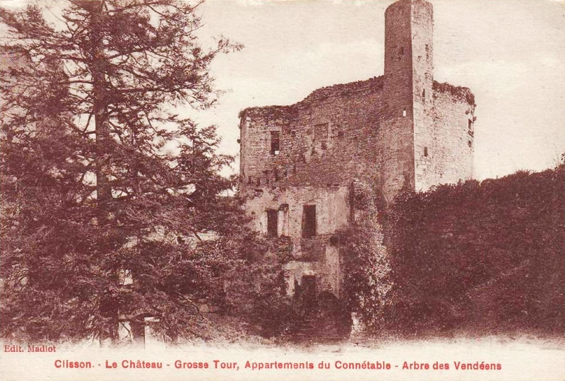 CPA Clisson Arbre des Vendéens 3