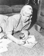 1954-09-15-NY-Halsman_Studio-in_skirt-set_syi-shaw-2