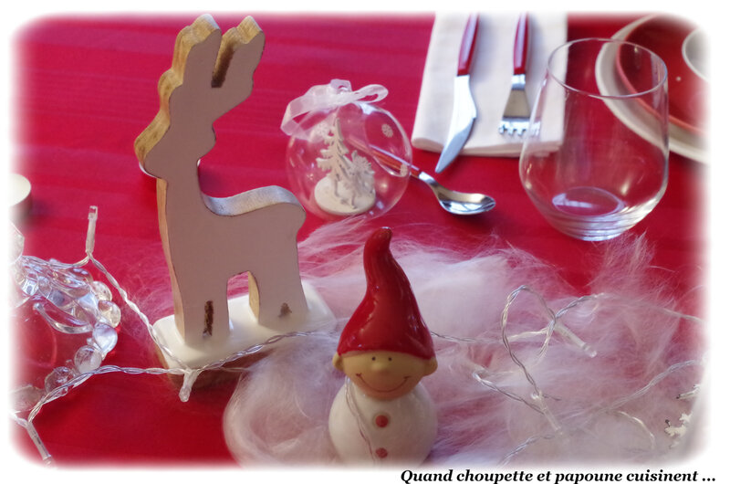 Ma table sapin et ses lutins-7582