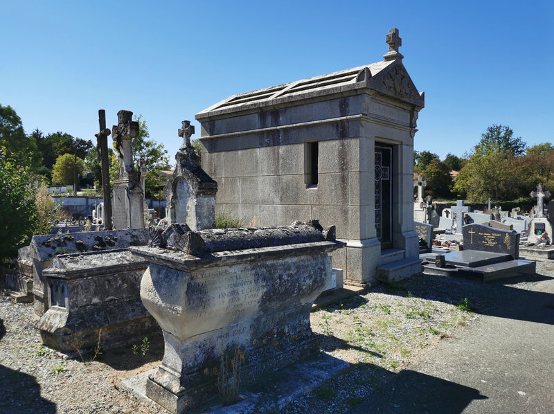 Saint-Florent-des-Bois 1