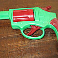 00232 revolver l=220 mm marque poly-plastic 