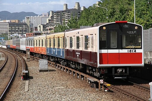 Ôsaka Metro special livery