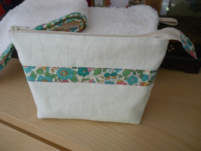 pochette maquillage lin liberty betsy